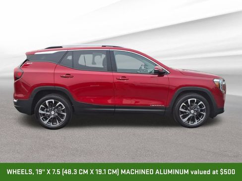Certified 2023 GMC Terrain SLT w/ Tech Package FWD image 7