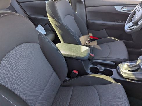 Used 2024 Kia Forte LXS image 10