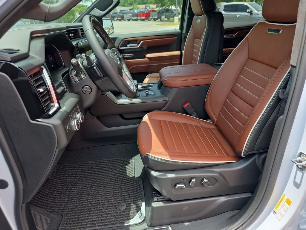 New 2026 GMC Sierra 1500 Denali Ultimate AWD/4WD image 11