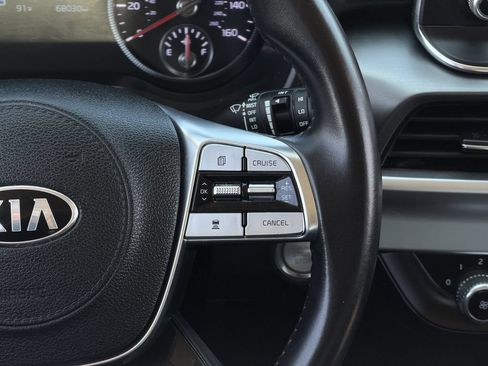 Used 2021 Kia Telluride S FWD image 16