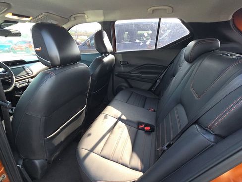 Used 2020 Nissan Kicks SR w/ SR Premium Package image 13