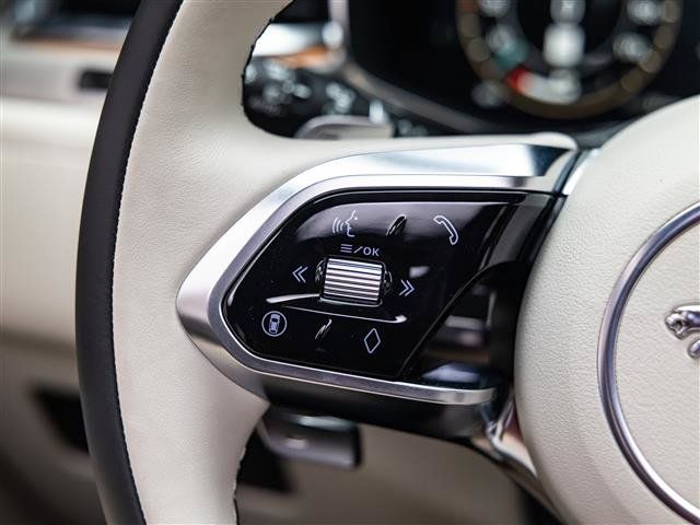 New 2026 Jaguar F-PACE R-Dynamic S AWD/4WD image 21