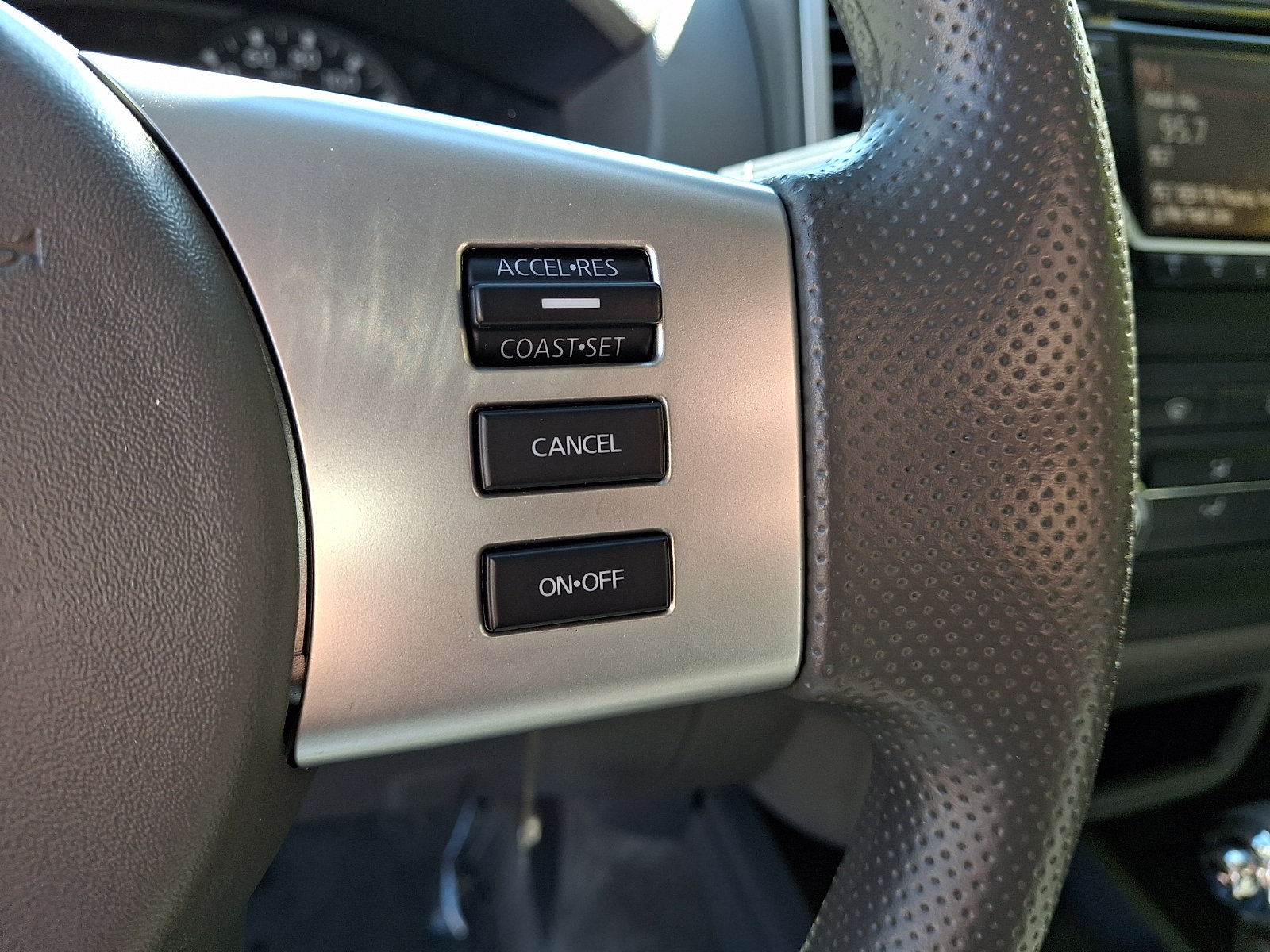 Used 2017 Nissan Frontier S w/ S Work Truck Package (4X4) image 22