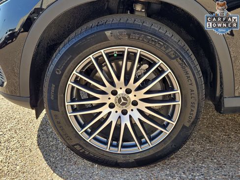 Used 2023 Mercedes-Benz GLC 300 4MATIC image 11