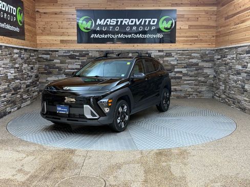 Used 2024 Hyundai Kona SEL w/ Convenience Package image 4