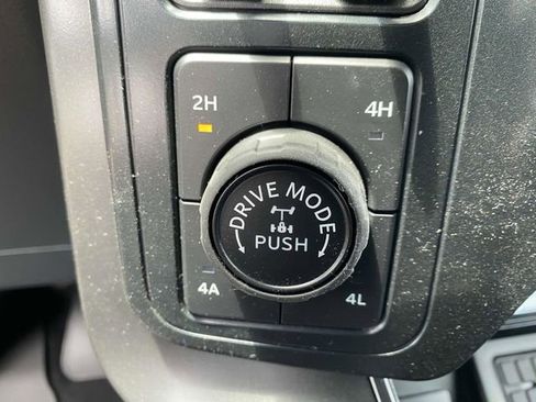 New 2025 Ford F150 Lariat w/ Equipment Group 501A Mid image 20