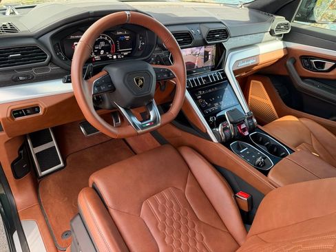Used 2024 Lamborghini Urus S AWD/4WD image 21