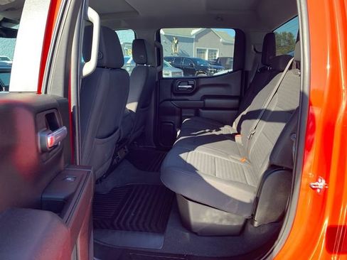 Used 2022 Chevrolet Silverado 1500 Custom image 14