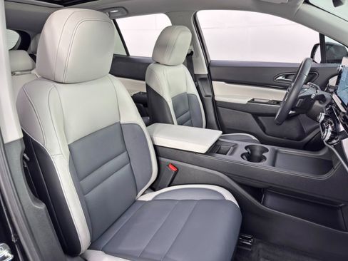 Used 2024 Honda Prologue Touring image 36