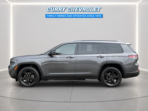 Used 2022 Jeep Grand Cherokee L Laredo AWD/4WD image 4