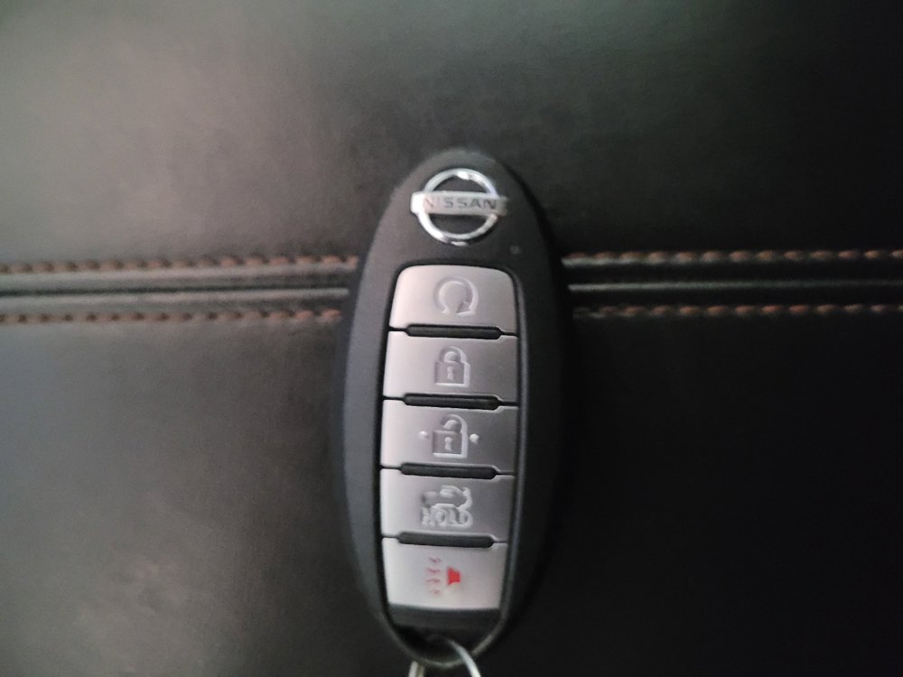 Used 2022 Nissan Sentra SR w/ Electronics Package FWD image 32
