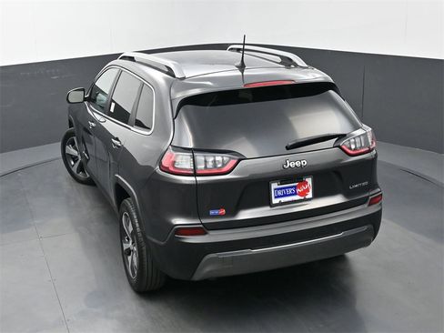 Used 2019 Jeep Cherokee Limited image 33