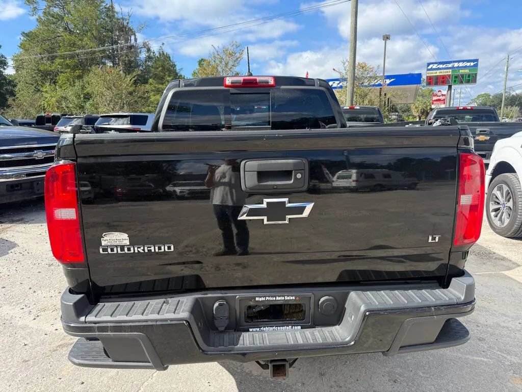 Used 2016 Chevrolet Colorado LT w/ Midnight Edition AWD/4WD image 6