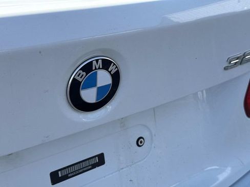 Used 2014 BMW 320i xDrive Sedan AWD/4WD image 34