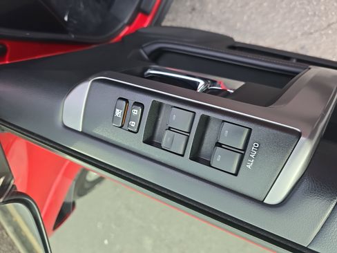 Used 2024 Toyota 4Runner SR5 image 28