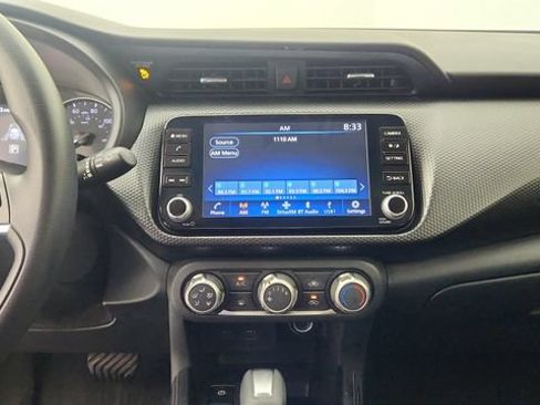 Used 2024 Nissan Kicks SV FWD image 15