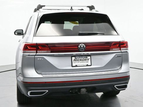 Used 2024 Volkswagen Atlas SEL image 6