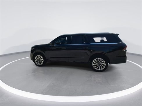 New 2025 Lincoln Navigator L Black Label image 6