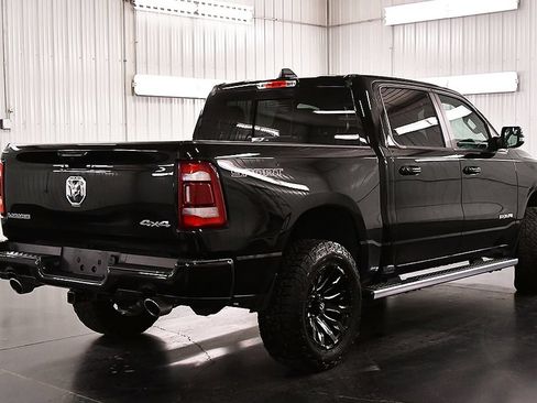 Used 2023 RAM 1500 Laramie AWD/4WD image 7