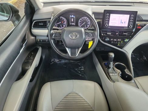 Used 2023 Toyota Camry SE FWD image 15