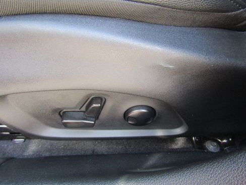 Used 2025 Jeep Compass Limited AWD/4WD image 19