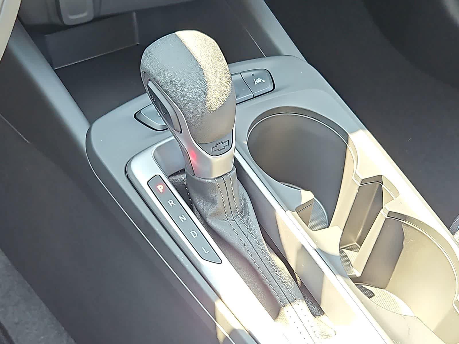 New 2026 Chevrolet Trax LS w/ LS Convenience Package FWD image 12
