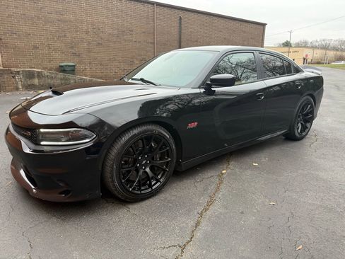 Used 2018 Dodge Charger R/T Scat Pack w/ Dynamics Package image 6