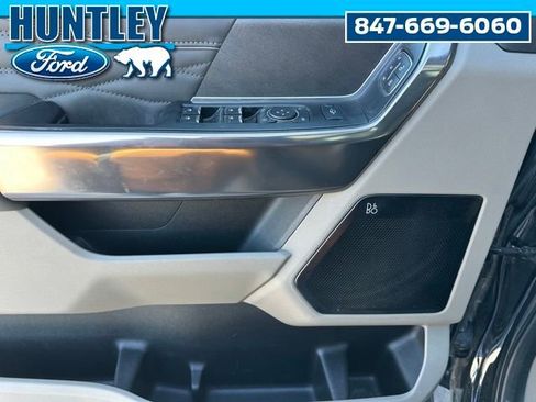 Used 2025 Ford F450 Platinum w/ Platinum Plus Package image 16