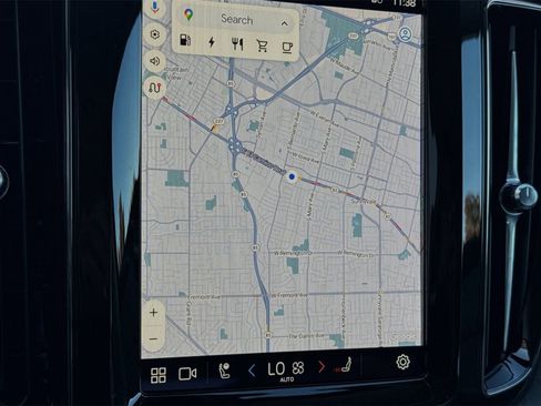 Certified 2025 Volvo XC60 T8 Plus w/ Protection Package Premier image 18