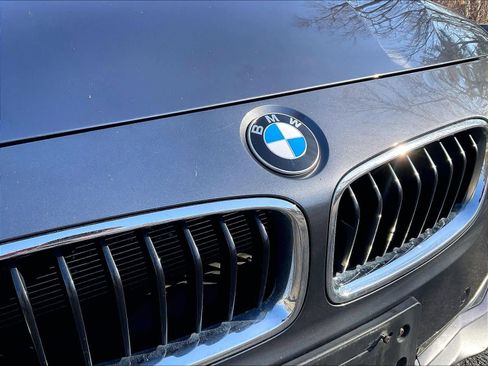 Used 2018 BMW 328d xDrive Sedan w/ Premium Package image 31
