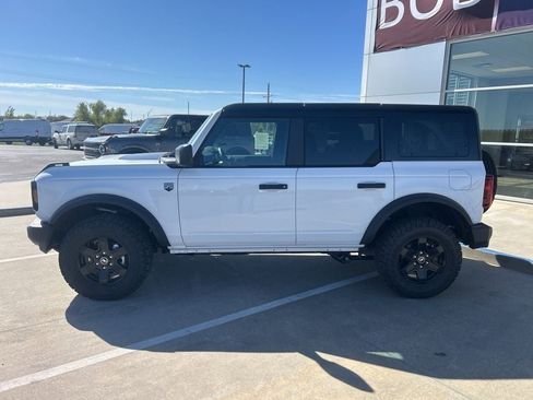 New 2025 Ford Bronco Big Bend image 2