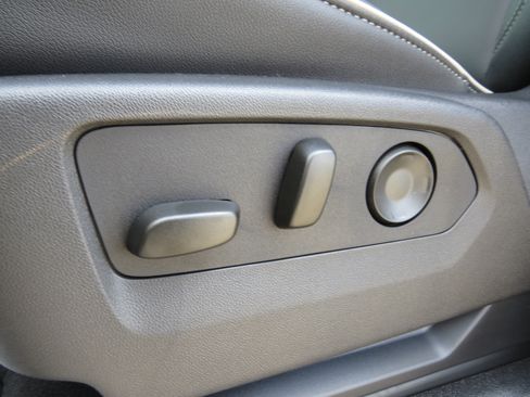 New 2025 Chevrolet Tahoe Premier image 24