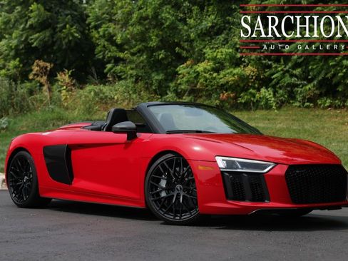 Used 2018 Audi R8 V10 plus w/ Full Leather Package image 26