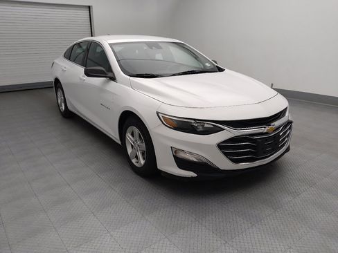 Used 2024 Chevrolet Malibu LS FWD image 13