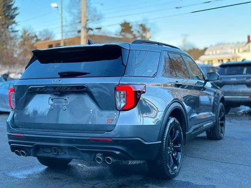 Used 2024 Ford Explorer ST w/ Equipment Group 401A image 7