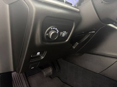 Certified 2023 Jeep Grand Cherokee L Laredo AWD/4WD image 18