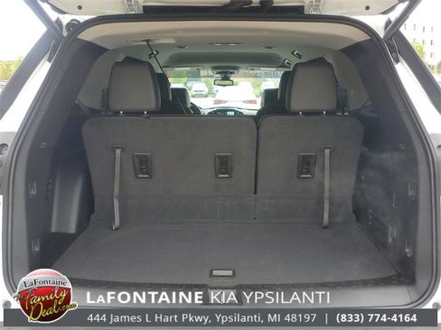 Used 2020 Chevrolet Traverse RS w/ LPO, Floor Liner Package image 32