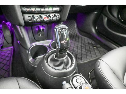 Used 2020 MINI Cooper 4-Door Hardtop w/ Storage Package FWD image 14