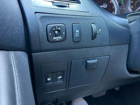 Used 2010 Lexus ES 350 FWD image 17