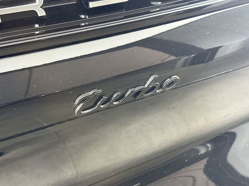 Used 2025 Porsche Cayenne E-Hybrid image 34