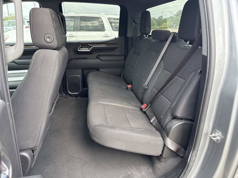 Used 2024 GMC Sierra 1500 SLE image 6