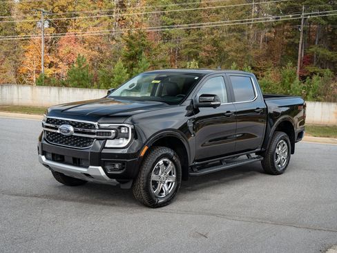 New 2025 Ford Ranger Lariat w/ FX4 Off-Road Package image 3