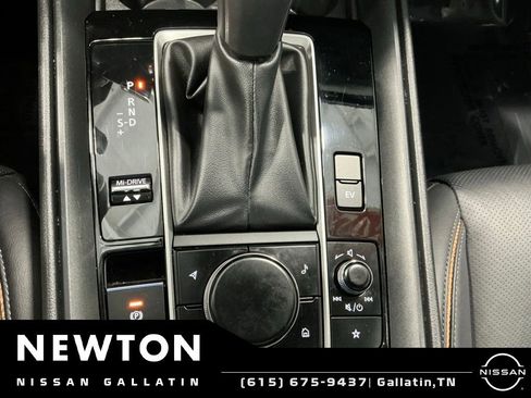 Used 2025 MAZDA CX-50 AWD 2.5 Hybrid w/ Premium Pkg image 12