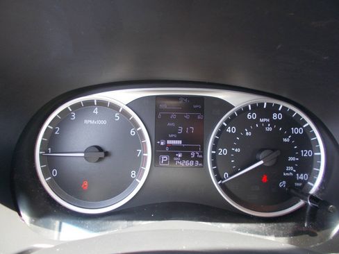 Used 2022 Nissan Kicks S FWD image 15