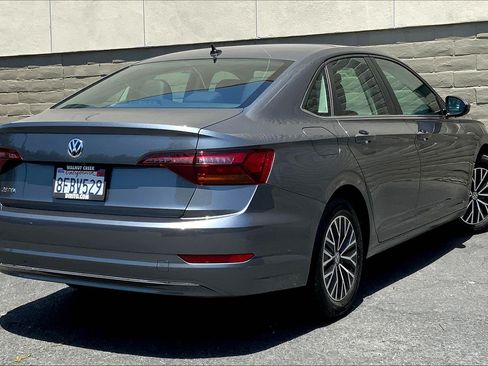 Used 2019 Volkswagen Jetta SE FWD image 13