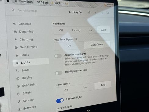 Used 2024 Tesla Model 3 Performance image 27