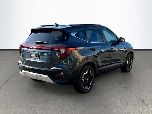 New 2026 Kia Seltos EX FWD image 7