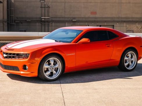 Used 2010 Chevrolet Camaro SS w/ RS Package image 51