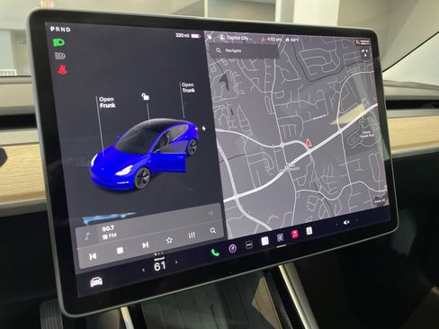 Used 2018 Tesla Model 3 Long Range image 26