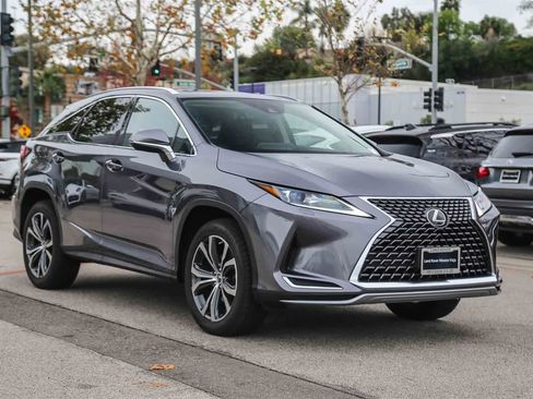 Used 2022 Lexus RX 350 FWD w/ Premium Package image 3